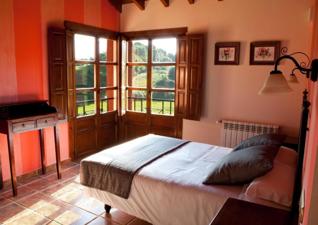 La Galguera Hotel Rural La Lluriga חדר תמונה